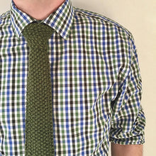 Load image into Gallery viewer, Seed Stitch Necktie Tie Knitting Pattern (PDF Download)