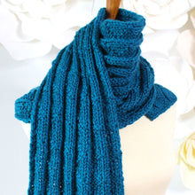 Load image into Gallery viewer, Pennant Pleating Scarf Knitting Pattern (PDF Download)
