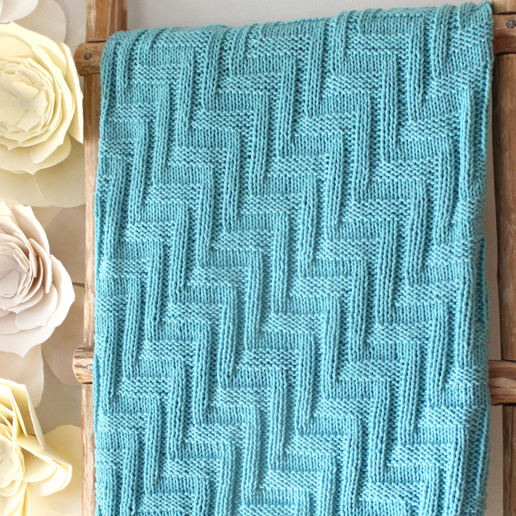 Zayante Zigzag Blanket (5 Sizes): Beginner-Friendly Knitting Pattern