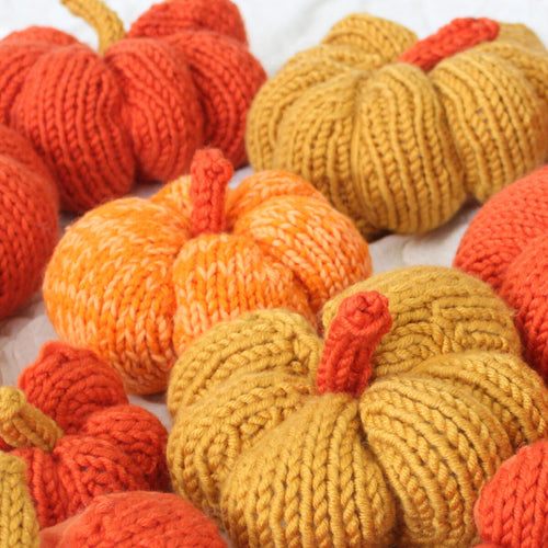 Pumpkin Softie Knitting Pattern (PDF Download)