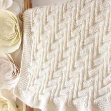 Load image into Gallery viewer, Zayante Zigzag Blanket (5 Sizes): Beginner-Friendly Knitting Pattern
