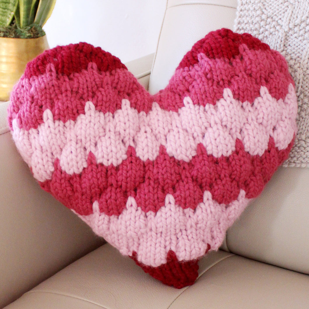Bubble Stitch Heart Pillow: Knitting Pattern (PDF Download)