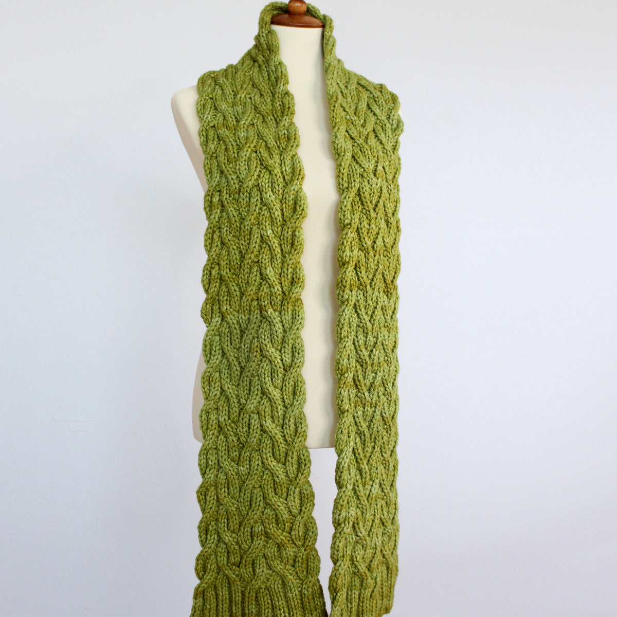 Meadow Vine Reversible Cable Scarf Knitting Pattern (PDF Download) –  StudioKnit